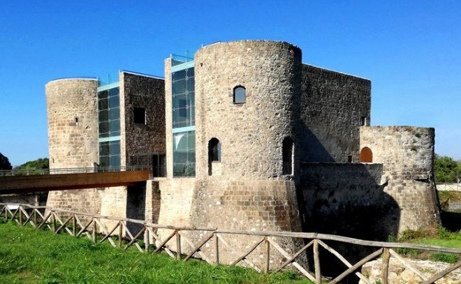 MUVICA - Musée virtuel de Cales - Calvi Risorta | Secret World Trip Planner