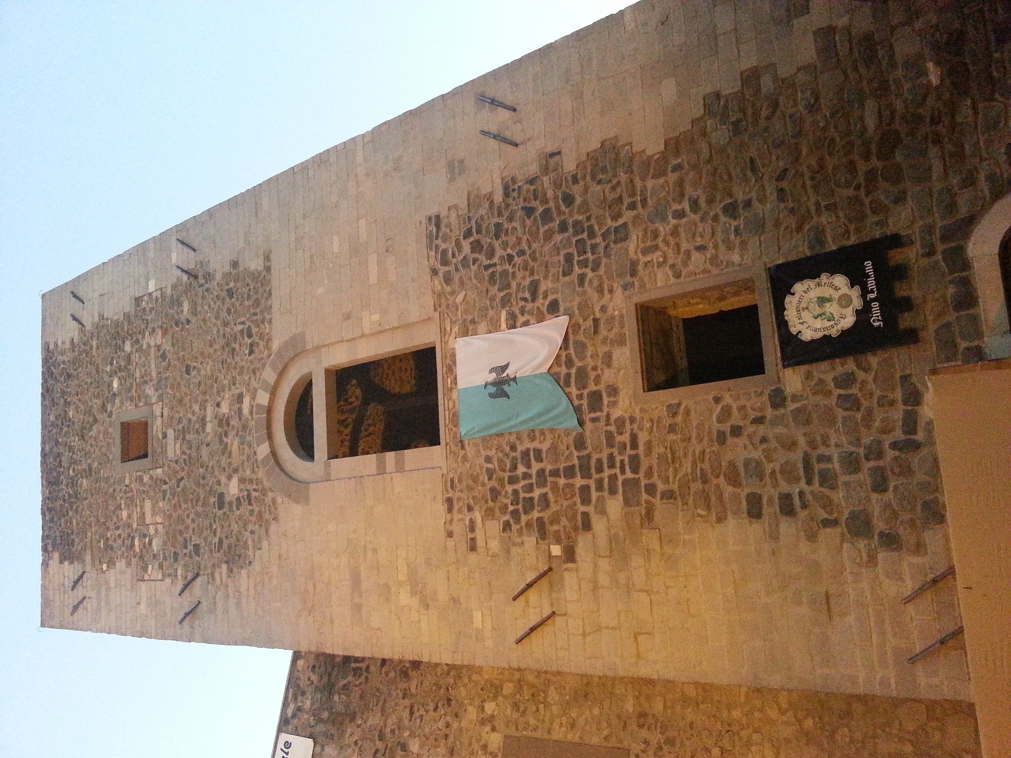 Tesori Nascosti d'Italia: Il Sarcofago di Rapolla - Melfi | Secret World Trip Planner