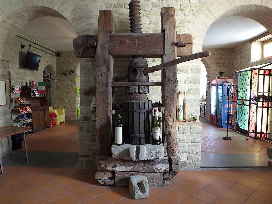 Staffolo | Museum für Weinkunst - Staffolo | Secret World Trip Planner