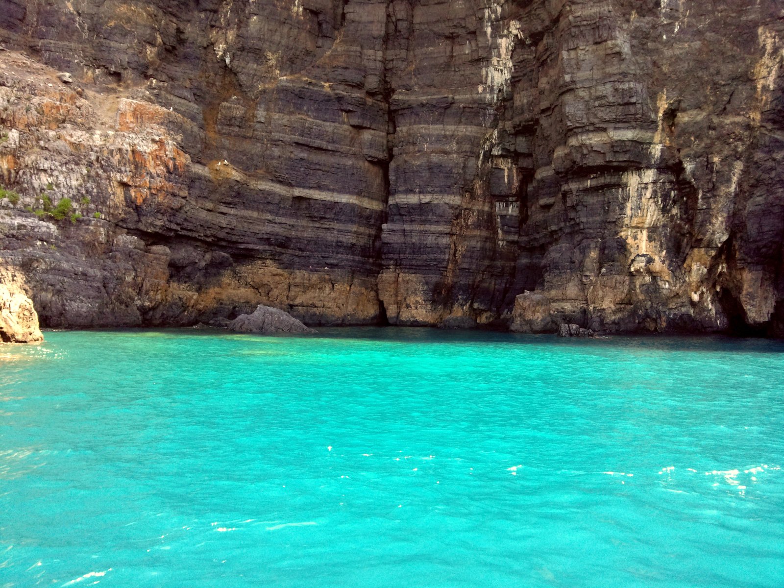 L'anse blanche de Marina di Camerota - 84050 Camerota SA | Secret World Trip Planner