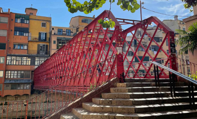 费罗桥--赫罗纳的埃菲尔工程标志 - Girona | Secret World Trip Planner
