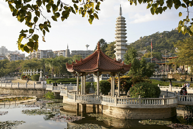 Temple de Nanputuo - Xia Men Shi | Secret World Trip Planner