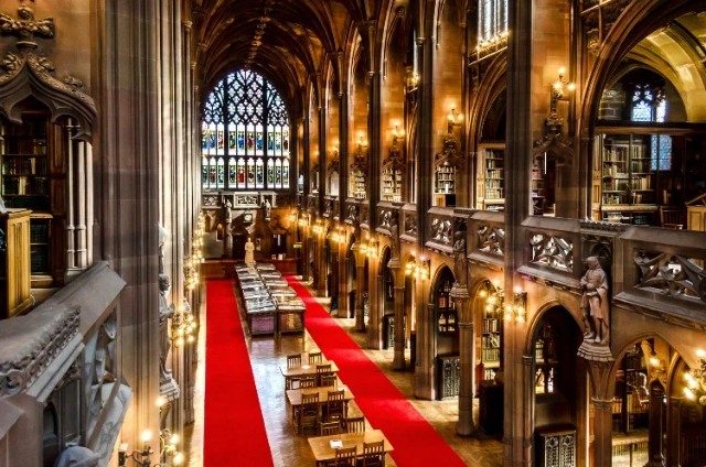 John Rylands Bibliothek - John Rylands Library | Secret World Trip Planner