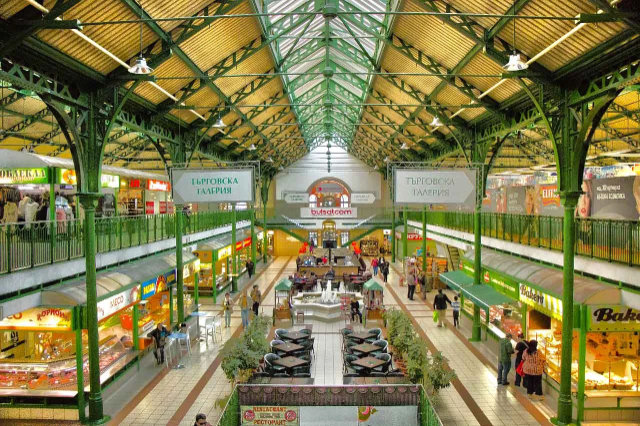 IL mercato coperto di Tsentrali Hali - il cuore pulsante di Sofia - Sofia | Secret World Trip Planner