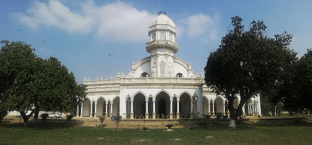 Центральная библиотека Бахавалпура - Bahawalpur | Secret World Trip Planner