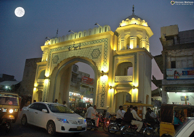 Porte Fareed - Bahawalpur | Secret World Trip Planner