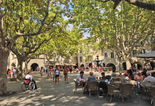 乌泽斯 - Uzès | Secret World Trip Planner