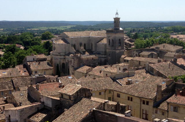 乌泽斯 - Uzès | Secret World Trip Planner