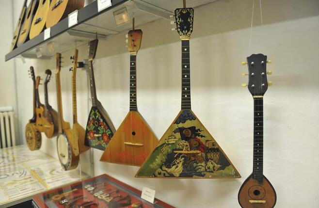 Visite Reggio Calabria com música: o MuStruMu - Reggio Calabria | Secret World Trip Planner