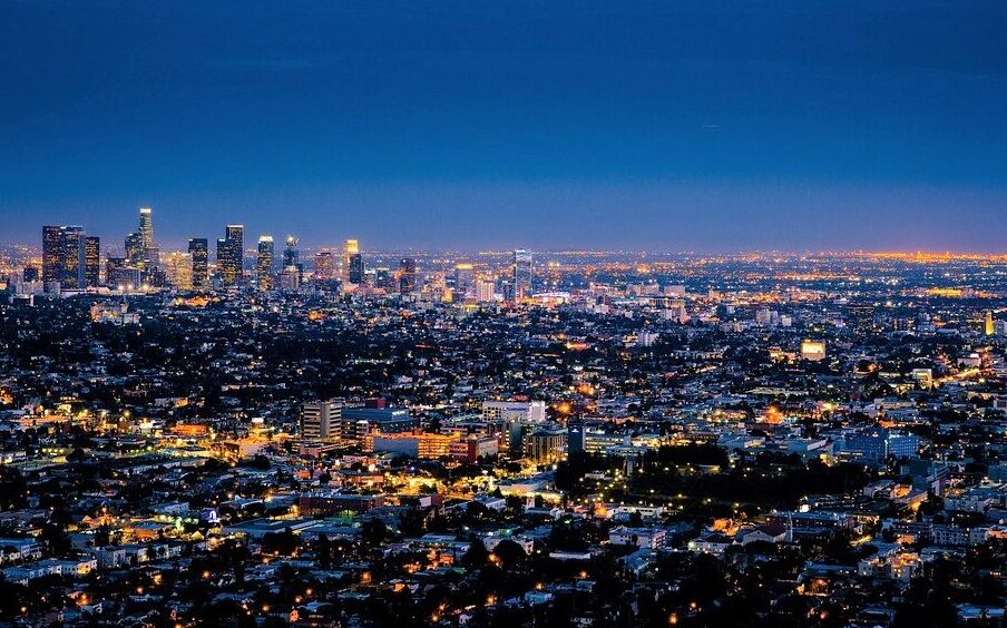 ロサンゼルス/ — Los Angeles