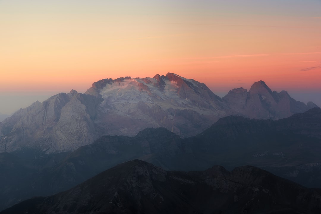 Мармолада, самая известная гора Доломитовых Альп - Marmolada | Secret World Trip Planner