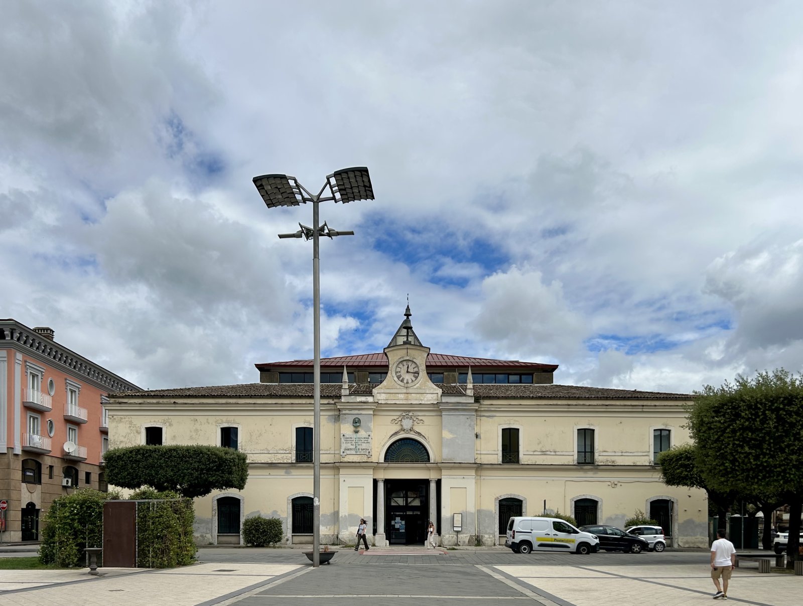 Der Zollpalast - Atripalda | Secret World Trip Planner
