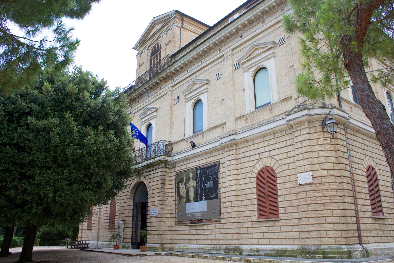 Museum Chieti | Villa Frigerj - Chieti | Secret World Trip Planner