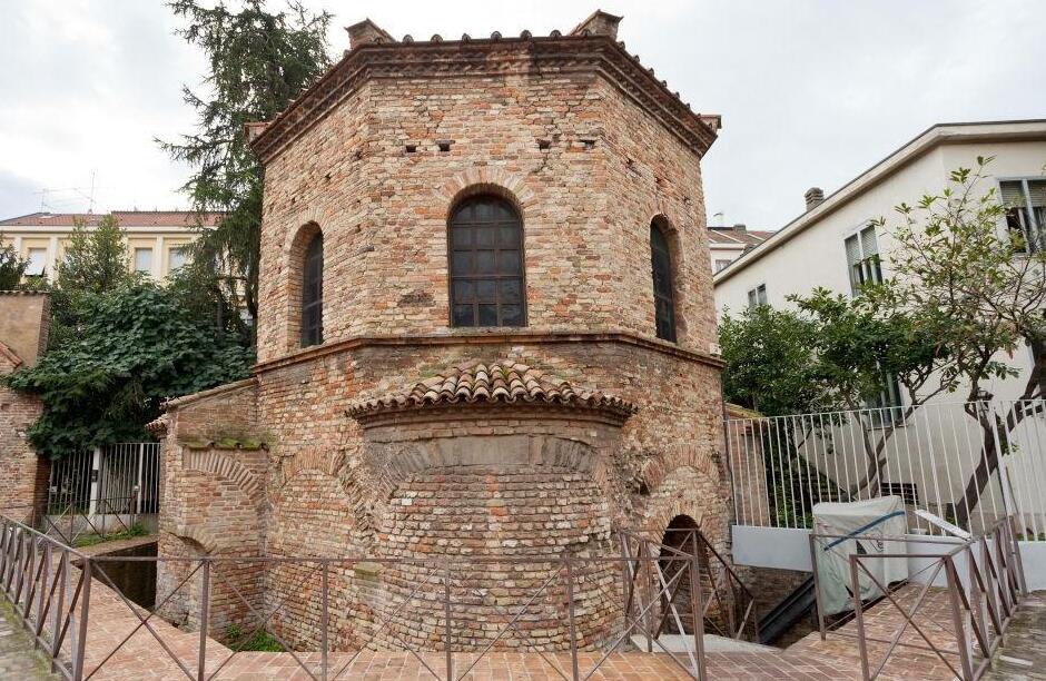 Le Baptistère des Aryens - Ravenna | Secret World Trip Planner