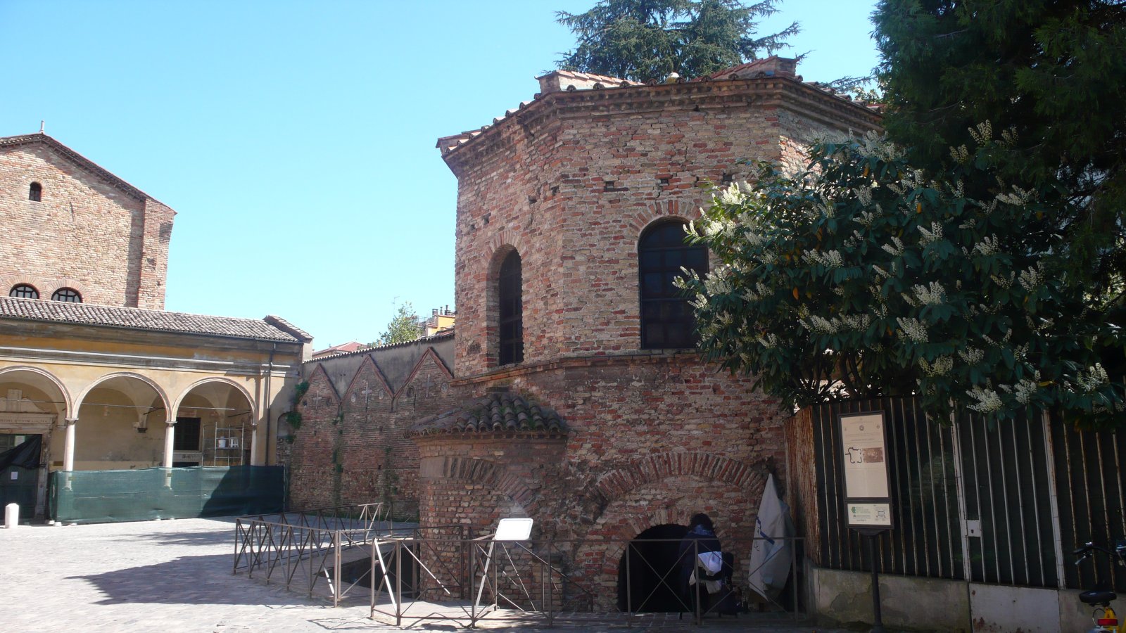 Le Baptistère des Aryens - Ravenna | Secret World Trip Planner