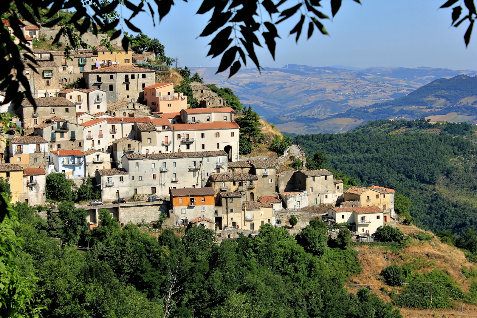 San Fele ed il piccolo borgo medievale - San Fele | Secret World Trip Planner