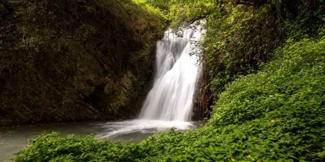 Stenosia Waterfalls - Στενωσιά | Secret World Trip Planner
