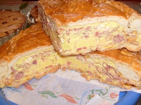 Campania | La pizza piena ( Pizza Chiena ) - Avellino | Secret World Trip Planner