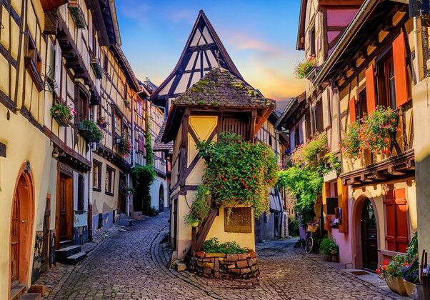 Eguisheim|アルザスのワイン栽培発祥の地 - Eguisheim | Secret World Trip Planner