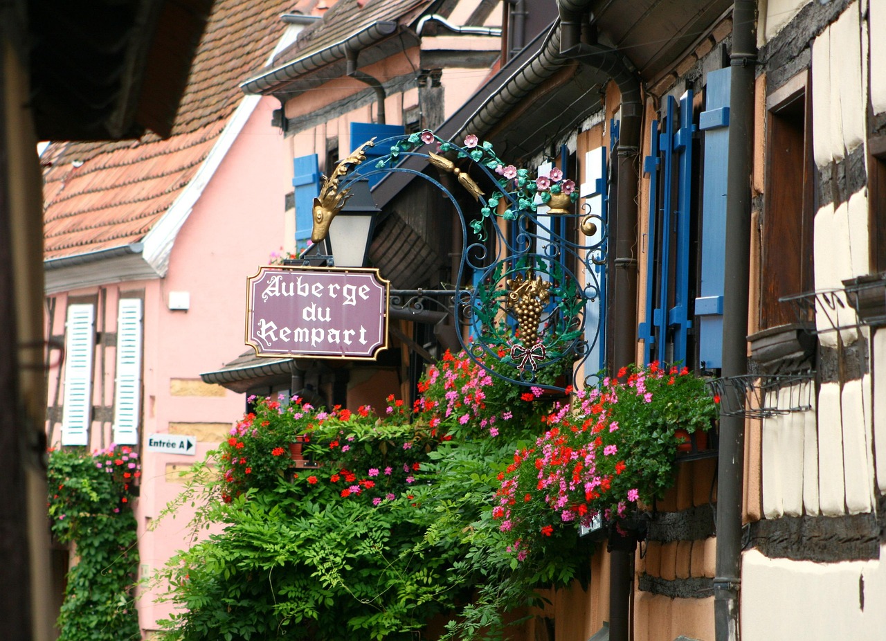 Eguisheim|アルザスのワイン栽培発祥の地 - Eguisheim | Secret World Trip Planner