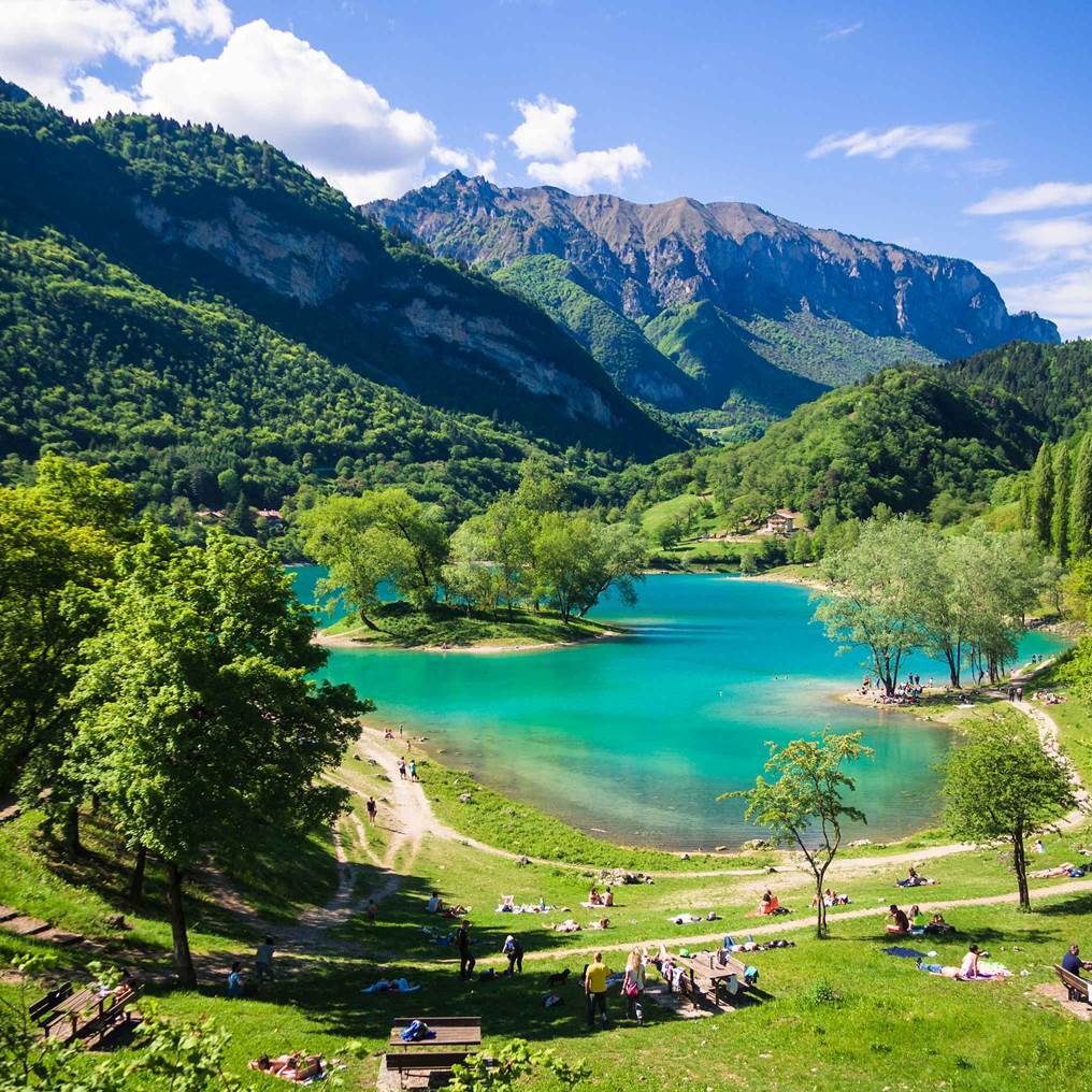 Un piccolo gioiello naturalistico: lago di Tenno - Lago di Tenno | Secret World Trip Planner