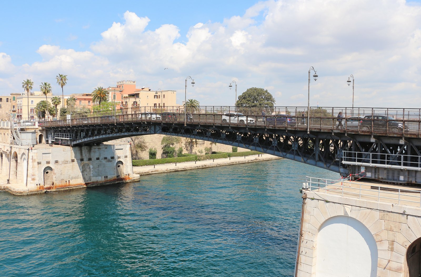 Taranto and the Ponte Girevole - Taranto | Secret World Trip Planner