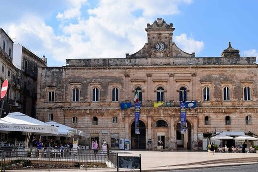 Ostuni | Piazza della Libertà - Ostuni | Secret World Trip Planner