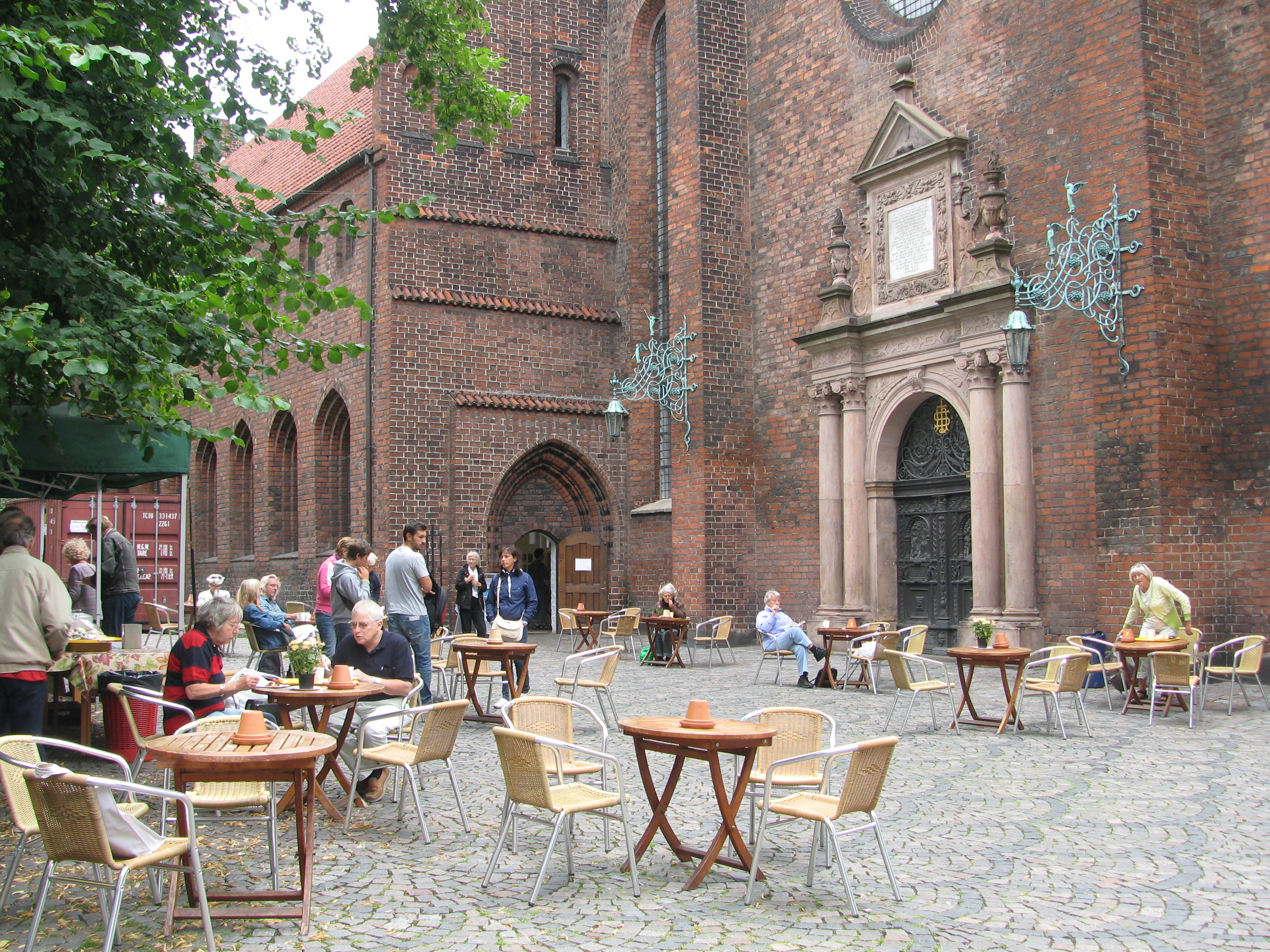 Strøget | główny deptak w mieście - København | Secret World Trip Planner