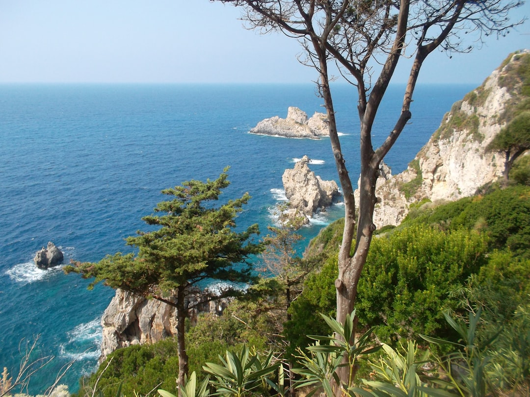 オリーブの木の岩 - Scoglio dell'Ulivo | Secret World Trip Planner