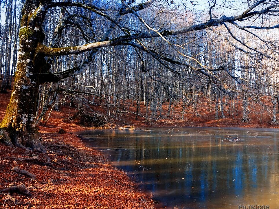 Lago dos dois homens - Lago dei Due Uomini | Secret World Trip Planner