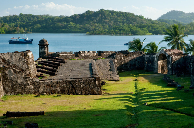 La ville de Portobelo - Distretto di Portobelo | Secret World Trip Planner