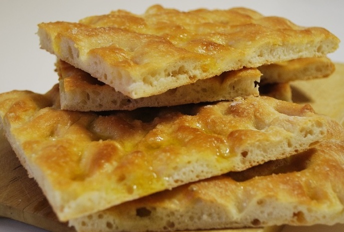 Toscana: Schiaccia o Ciaccia con aceite de oliva extra virgen - Toscana | Secret World Trip Planner