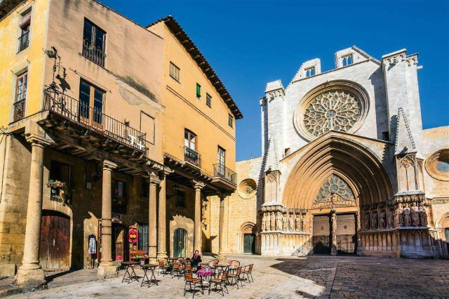Katedra w Tarragonie - Tarragona | Secret World Trip Planner