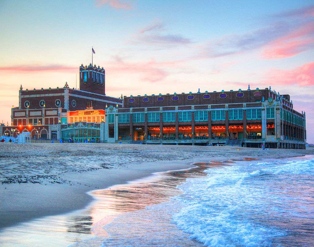 Asbury Park: Gdzie muzyka spotyka się z wybrzeżem - Asbury Park | Secret World Trip Planner