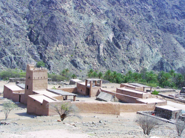 盖尔堡 - Al Hail Village | Secret World Trip Planner