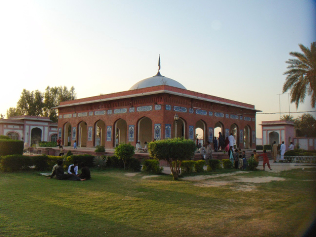 El santuario de Syed Waris Shah - Jandiala Sher Khan | Secret World Trip Planner
