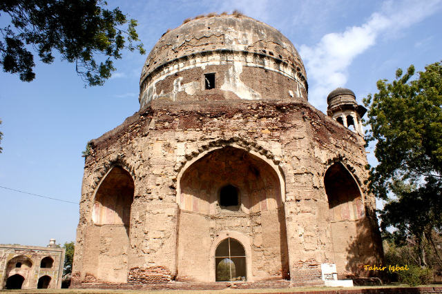 Tombe d'Ali Mardan Khan - Lahore | Secret World Trip Planner
