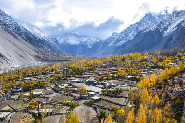ДЕРЕВНЯ ГУЛЬМИТ, ГИЛГИТ БАЛТИСТАН - Gilgit-Baltistan | Secret World Trip Planner