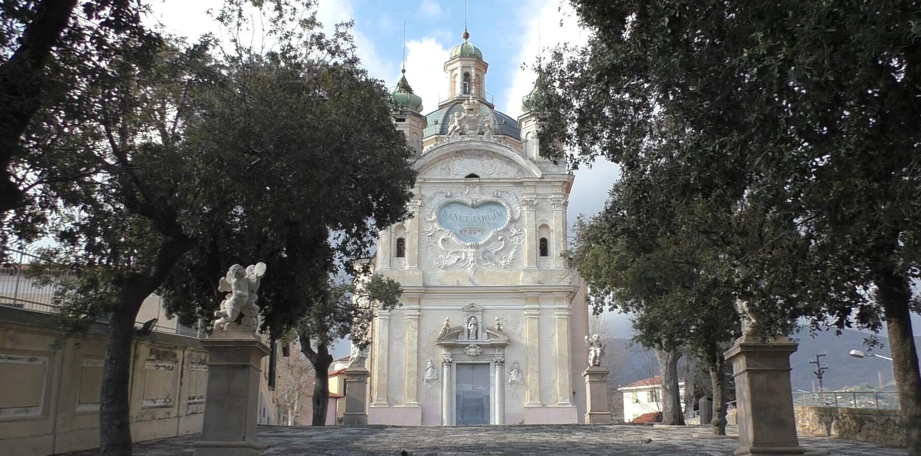 Sanremo | Heiligtum Unserer Lieben Frau von der Küste - Sanremo | Secret World Trip Planner