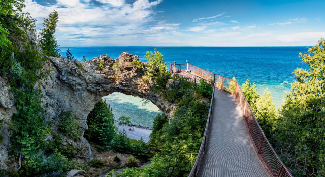 Arch Rock, Mackinac Island State Park - Mackinac Island | Secret World Trip Planner