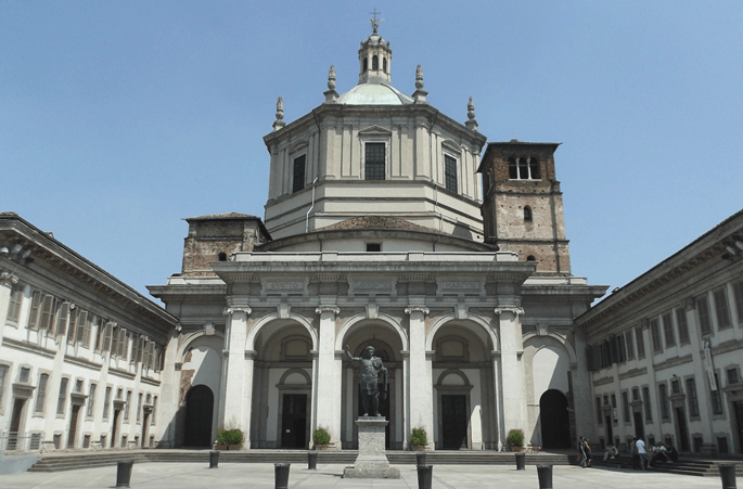 Milan: The Basilica of San Lorenzo - Milano | Secret World Trip Planner