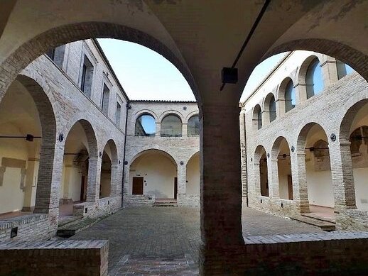 Museumspol von San Francesco di Montefiore dell'Aso - Montefiore dell'Aso | Secret World Trip Planner