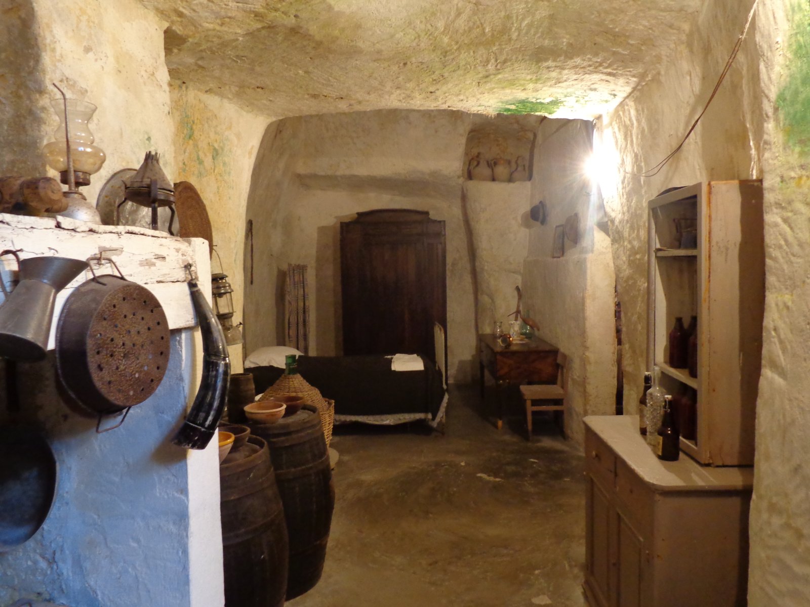The Cave House of vico Solitario - Matera | Secret World Trip Planner