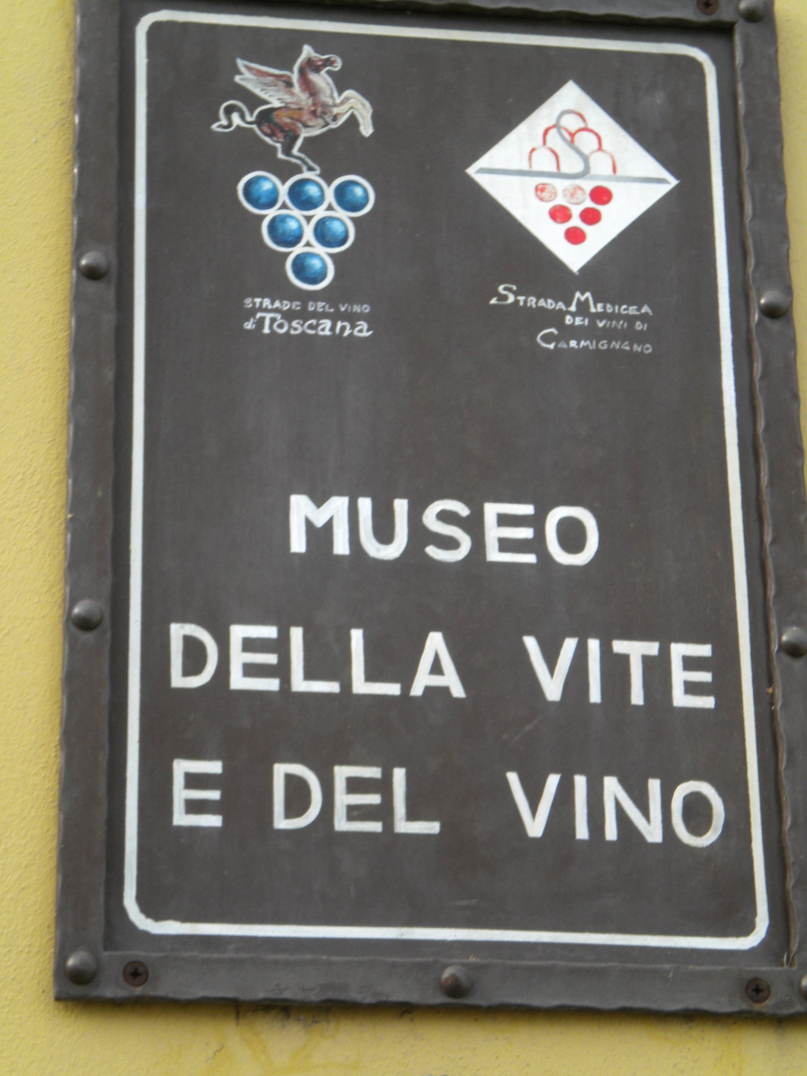 Muzeum winogron i wina Carmignano - Carmignano | Secret World Trip Planner
