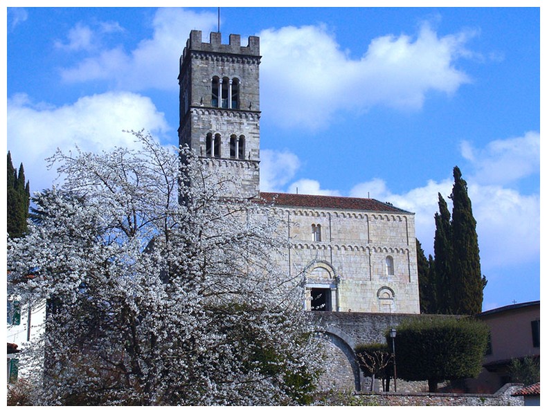 Duomo di Barga - Barga | Secret World Trip Planner