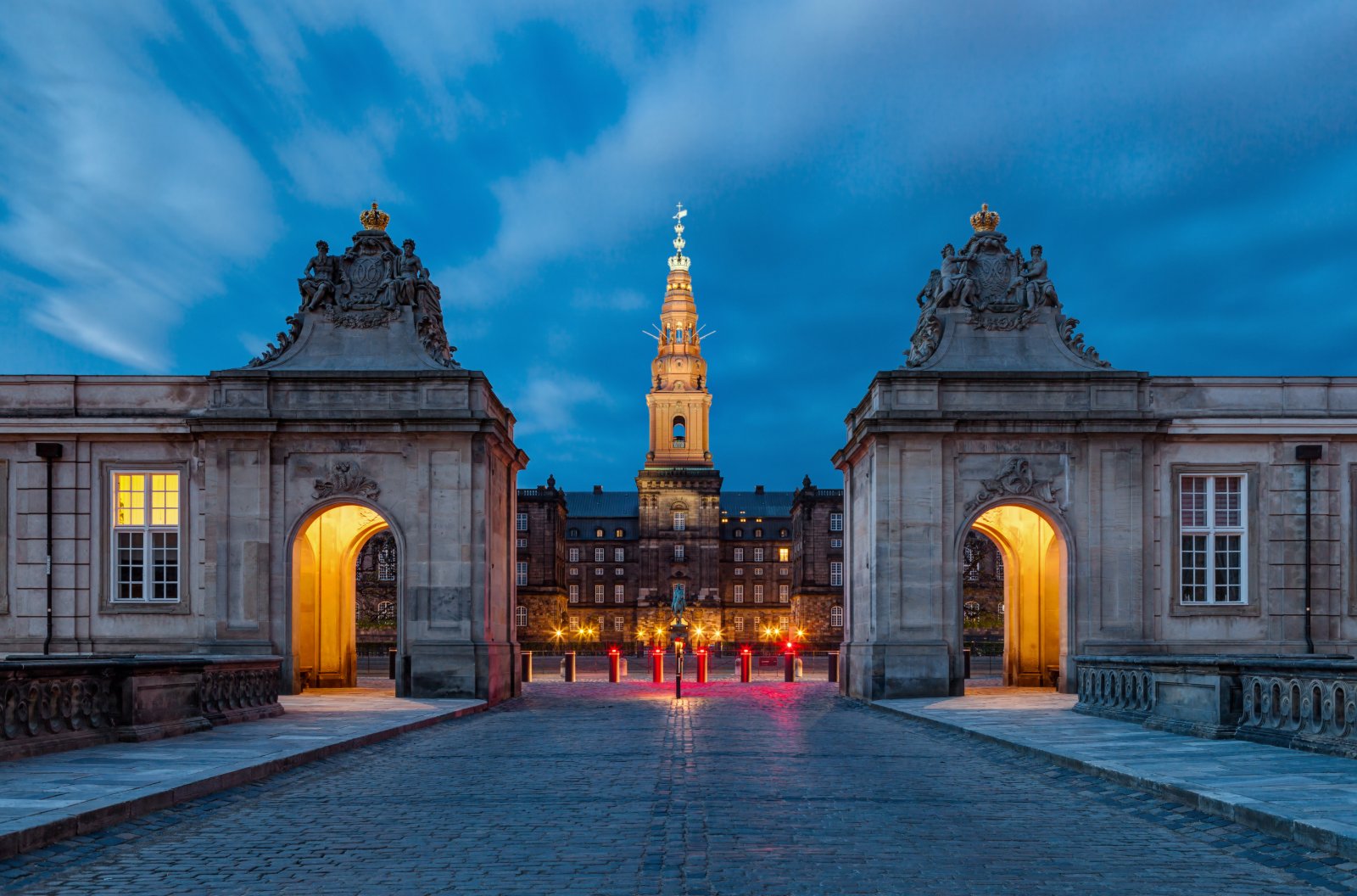 Barokowy Pałac Christiansborg - København | Secret World Trip Planner