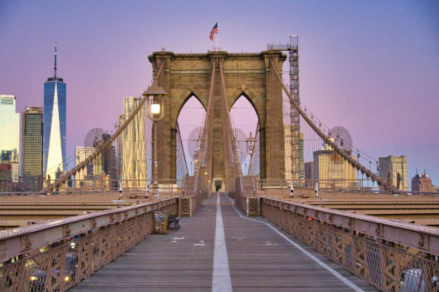 Fiets over de iconische Brooklyn Bridge - New York | Secret World Trip Planner