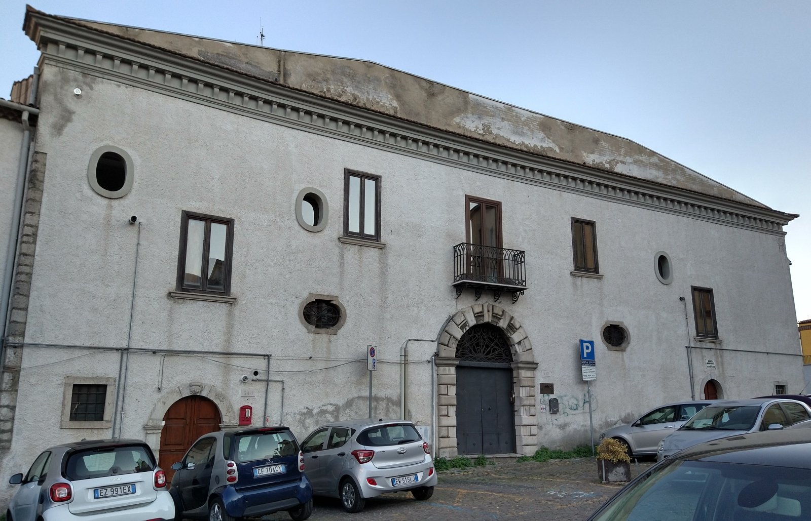 Palazzo Bonifacio a Potenza - Potenza | Secret World Trip Planner
