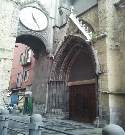 Kerk van Sant'Eligio al Mercato - Napoli | Secret World Trip Planner