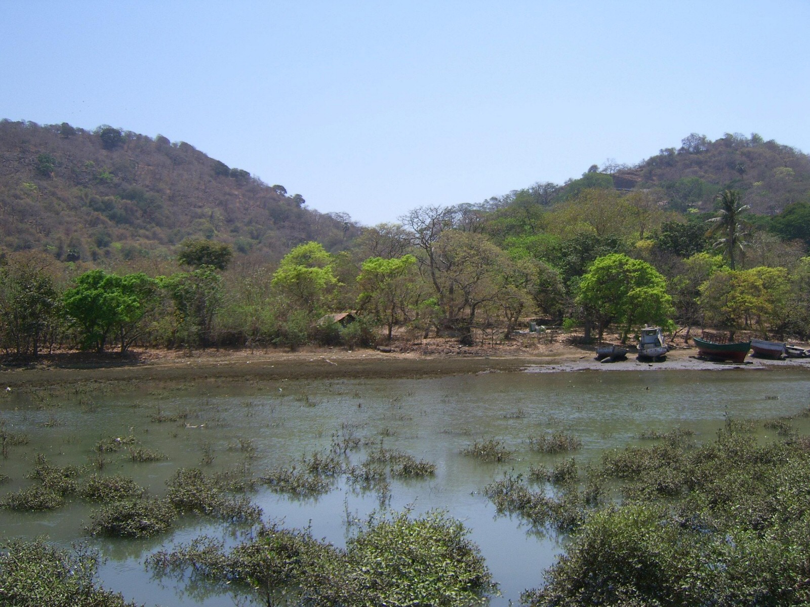 The island of Elephanta (Gharapuri) - the Cave Town - Navi Mumbai | Secret World Trip Planner